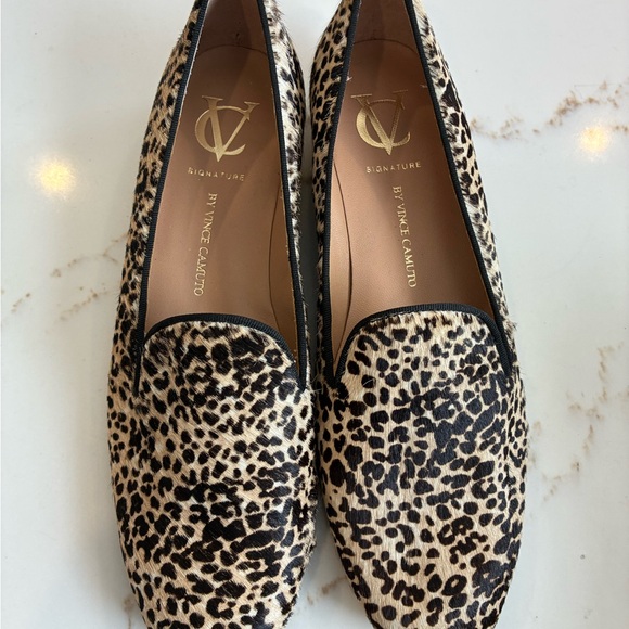 Vince Camuto signature horse hair leopard loafers size 8 - Picture 2 of 3